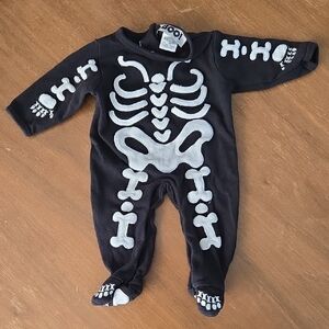 Black and White Skeleton Kids Footie